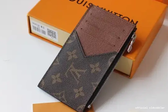 LOUIS CARD VUITTON HOLDER COIN 0605